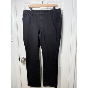 Chico's Women's Black Straight Leg Demin Jeans Size 2.5 Short - EUC
